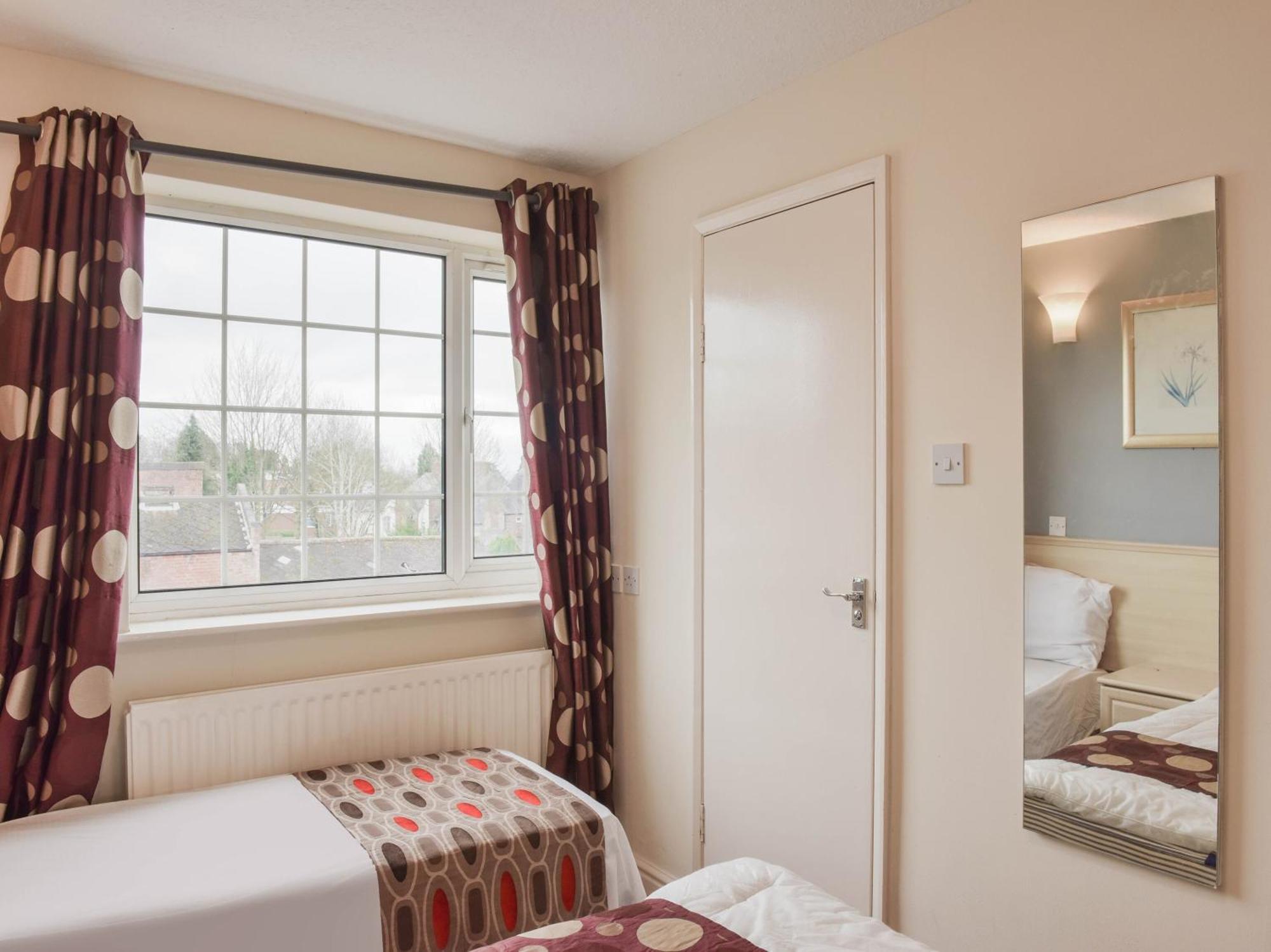 Hotel Shilton 3*