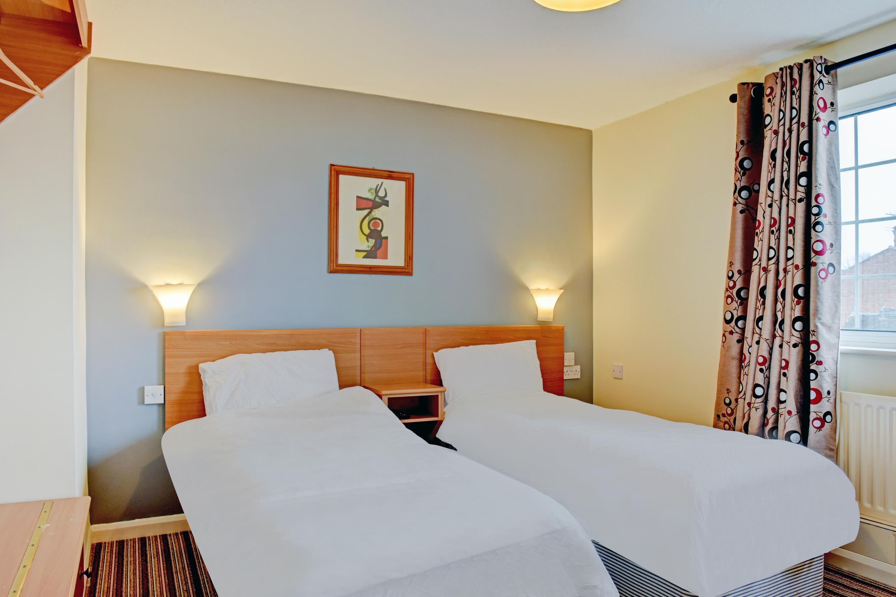 Shilton Inn Hotel